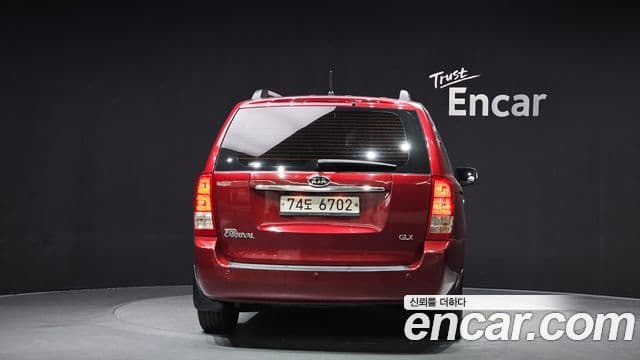 Kia Carnival R R Special, 2011 4