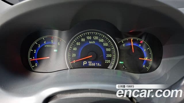 Kia Carnival R R Special, 2011 8