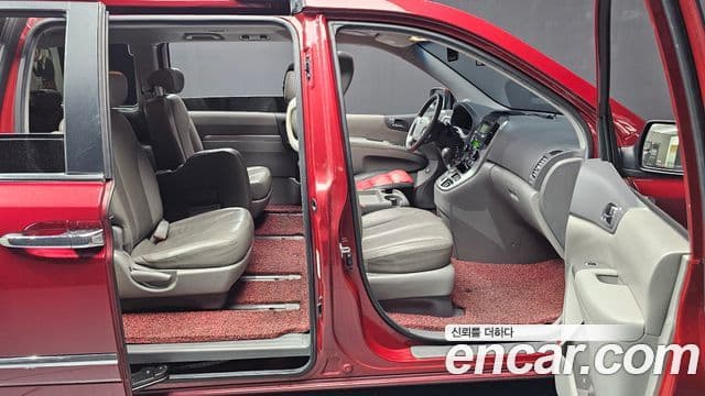 Kia Carnival R R Special, 2011 12