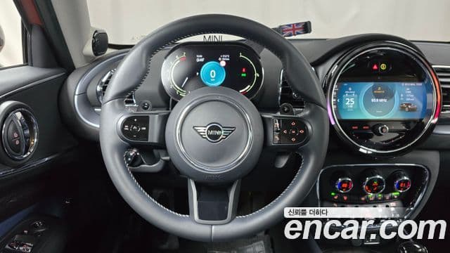 Mini Cooper S 클럽맨 2세대, 2023 13