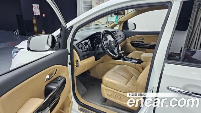 Kia The / новый New Carnival President, 2019 11