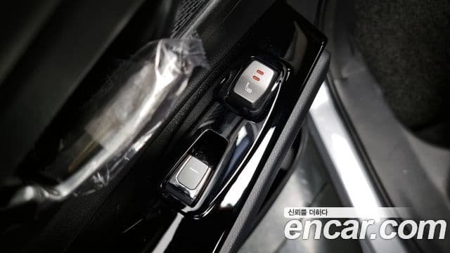 KG모빌리티(SsangYong) Beautiful Korando бензин 1.5 2WD C7, 2024 19