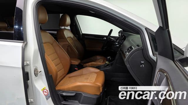 Volkswagen Гольф 7세대 2.0 TDI 40th Edition, 2015 10