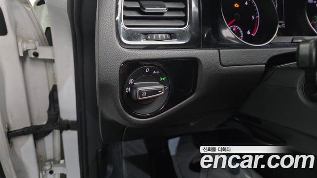 Volkswagen Гольф 7세대 2.0 TDI 40th Edition, 2015 19