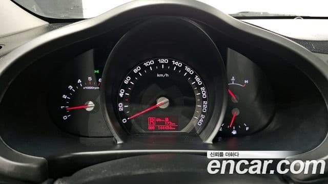 Kia Sportage R топовая версия, 2012 8