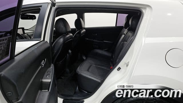 Kia Sportage R топовая версия, 2012 11