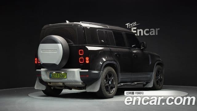 Land Rover Defender (L663) 110 D250 SE, 2024 2