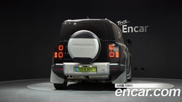 Land Rover Defender (L663) 110 D250 SE, 2024 4