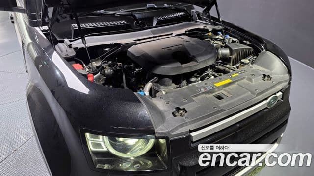 Land Rover Defender (L663) 110 D250 SE, 2024 6