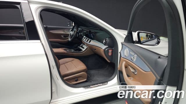 Mercedes-Benz E-класс W213 Avantgarde, 2021 11