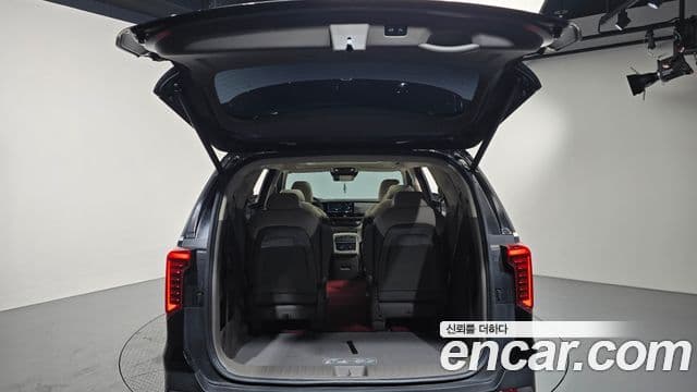 Kia The / новый New Carnival 4세대 Signature, 2024 20