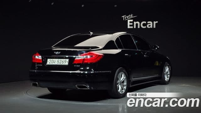 Hyundai Genesis Special, 2013 2