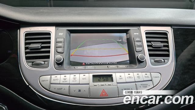 Hyundai Genesis Special, 2013 15