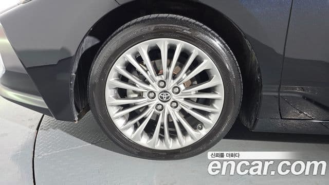 Toyota 아발론 5세대, 2022 все фото