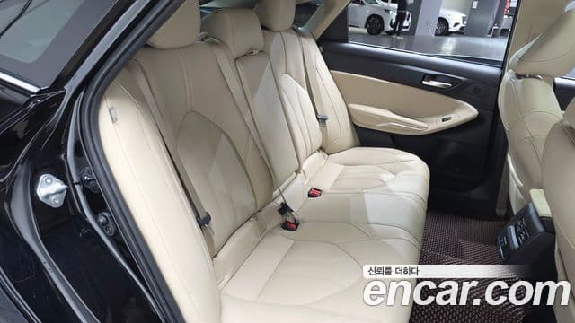 Toyota 아발론 5세대, 2022 13