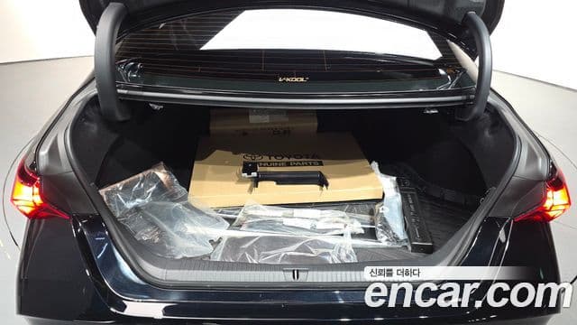 Toyota 아발론 5세대, 2022 21