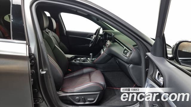 Genesis The / новый New G70, 2022 11