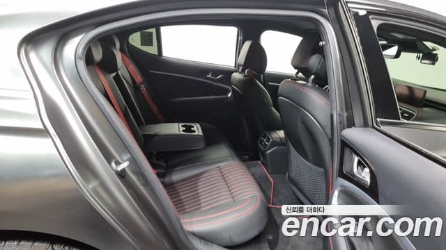 Genesis The / новый New G70, 2022 12