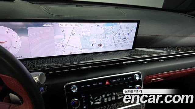 Genesis GV80 купе, 2024 15