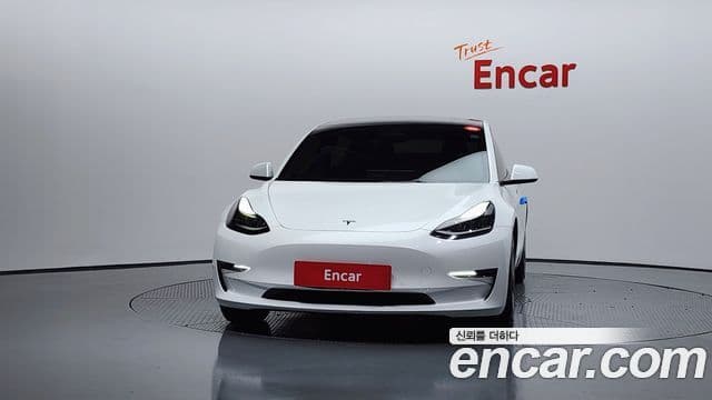 Tesla модель 3 Long Range, 2022 3