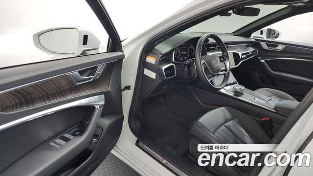 Audi A6 (C8) Premium, 2023 10