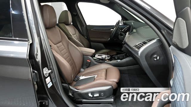 BMW iX3 M Sport, 2023 11