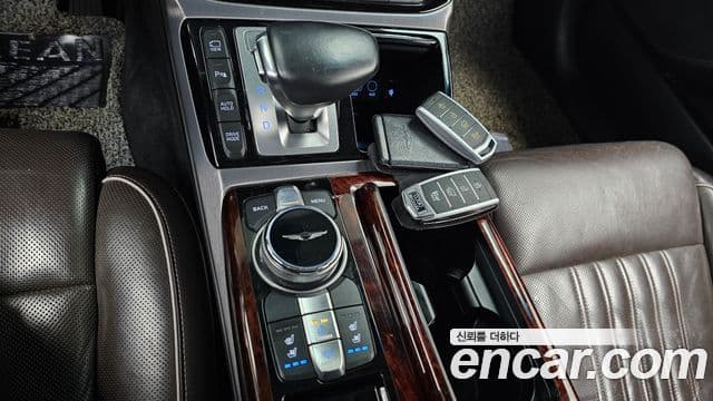 Genesis EQ900 Premium Luxury, 2016 9