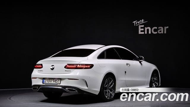 Mercedes-Benz E-класс W213 E300d 4MATIC купе, 2022 2