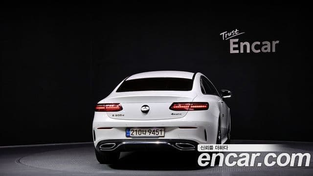 Mercedes-Benz E-класс W213 E300d 4MATIC купе, 2022 4
