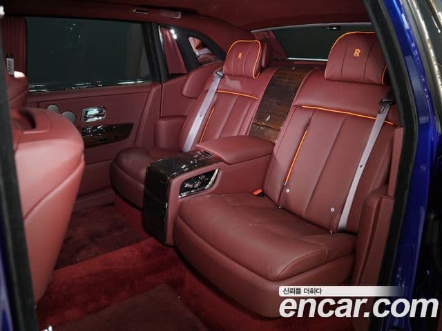 Rolls-Royce 팬텀 6.7 EWB V12, 2022 16