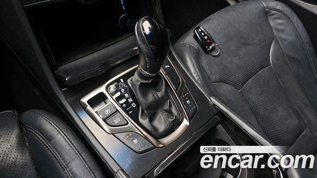 Hyundai Grandeur HG Modern, 2014 9