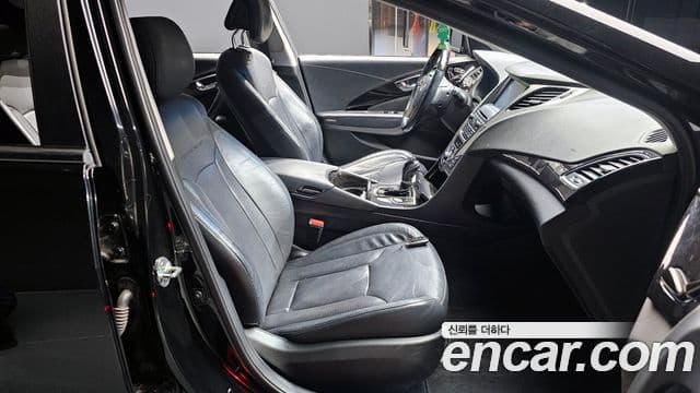 Hyundai Grandeur HG Modern, 2014 10