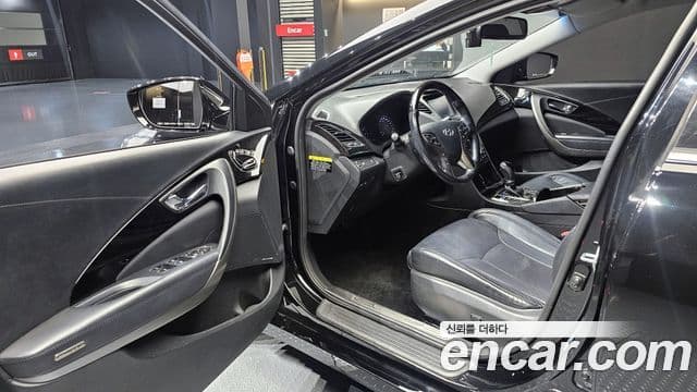 Hyundai Grandeur HG Modern, 2014 11