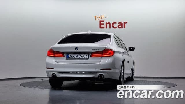 BMW 5시리즈 (G30) 520d Luxury Special Edition, 2018 4