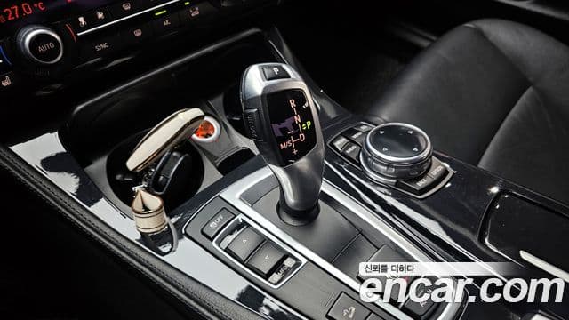 BMW 5시리즈 (F10), 2015 9