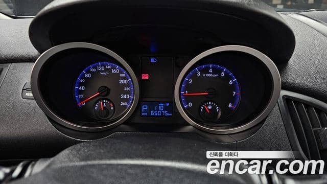 Hyundai Genesis купе 200 турбо RW, 2010 8