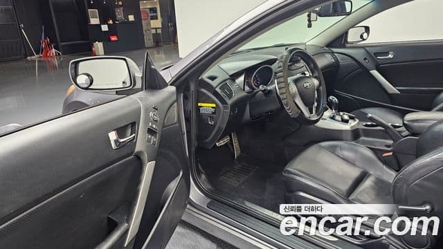 Hyundai Genesis купе 200 турбо RW, 2010 11
