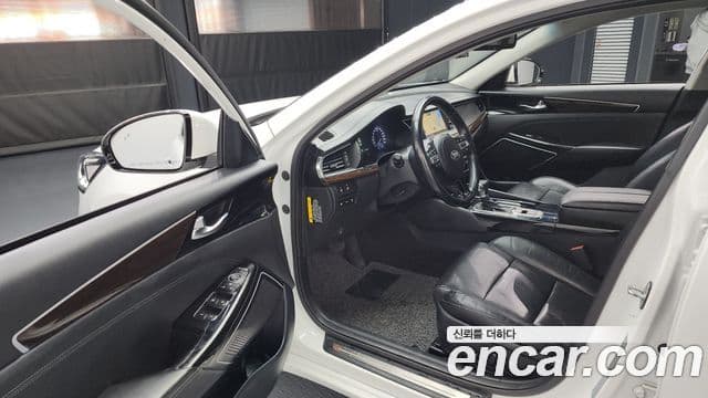 Kia All New K7 гибрид Noblesse, 2018 10