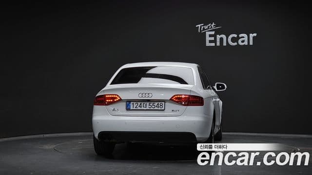 Audi New A4 B8, 2010 4