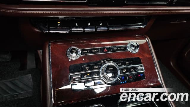 Lincoln Aviator 2세대 3.0 Black Label AWD, 2021 9