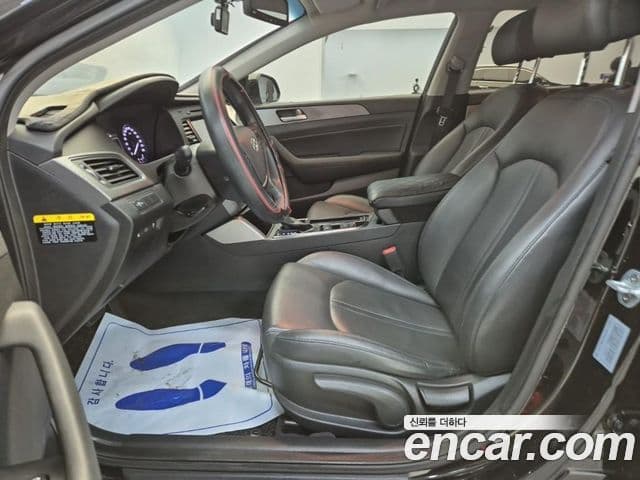 Hyundai LF Sonata Special, 2016 11