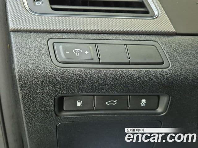 Hyundai LF Sonata Special, 2016 16