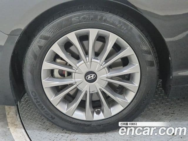 Hyundai LF Sonata Special, 2016 19