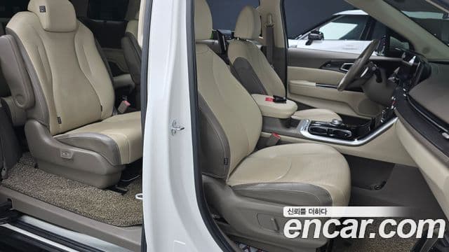 Kia Carnival 4세대 Signature, 2021 10