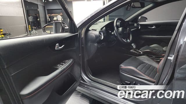 Kia The / новый New K3 2세대 Signature, 2023 10