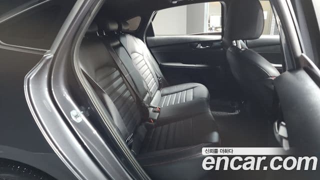 Kia The / новый New K3 2세대 Signature, 2023 12