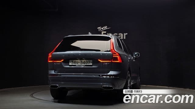 Volvo XC60 2세대 D5 Inscription, 2018 4