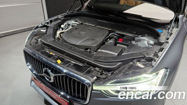 Volvo XC60 2세대 D5 Inscription, 2018 6