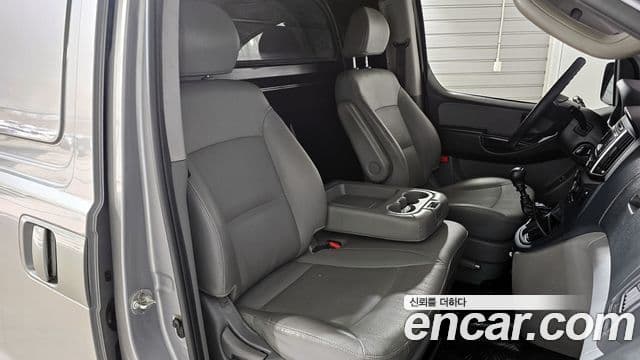 Hyundai Grand Starex Smart, 2017 10