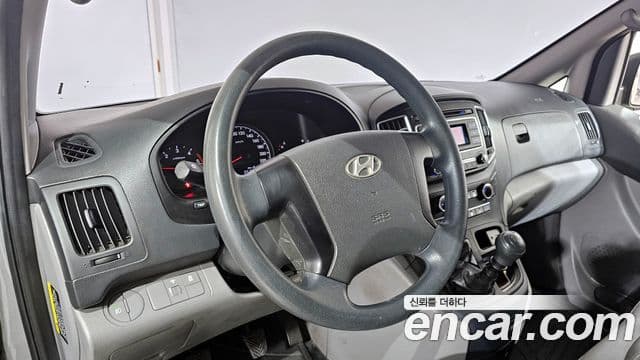 Hyundai Grand Starex Smart, 2017 13